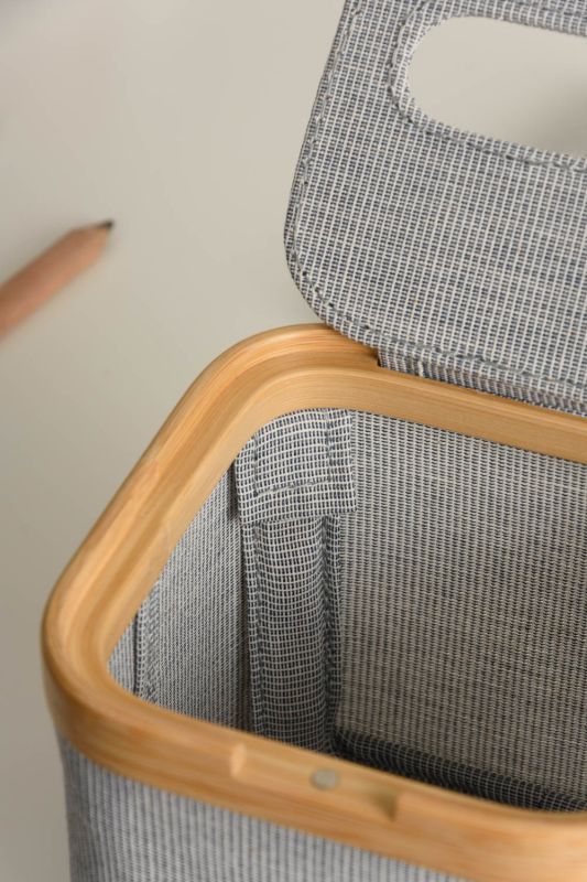 Esobi-Tissue box-Square_09